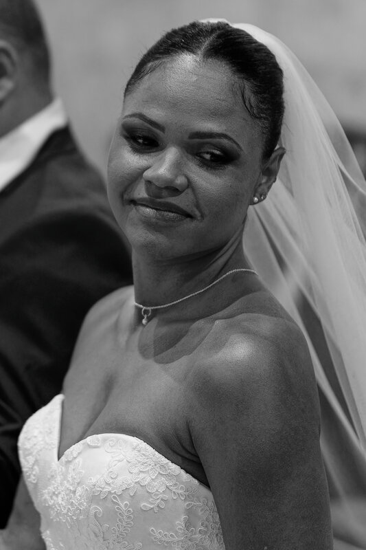 Portrait de mariée en noir et blanc